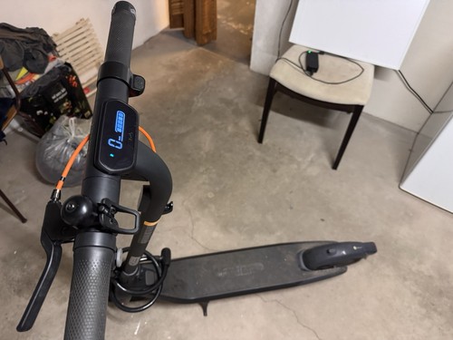 Elektroroller Ninebot e2 pro