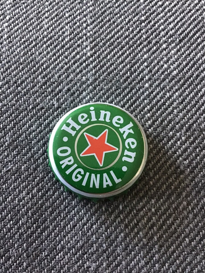 kronkorken-heineken-chapa-bottle-cap-tappi-kk-kroni-crown-cap-capsule