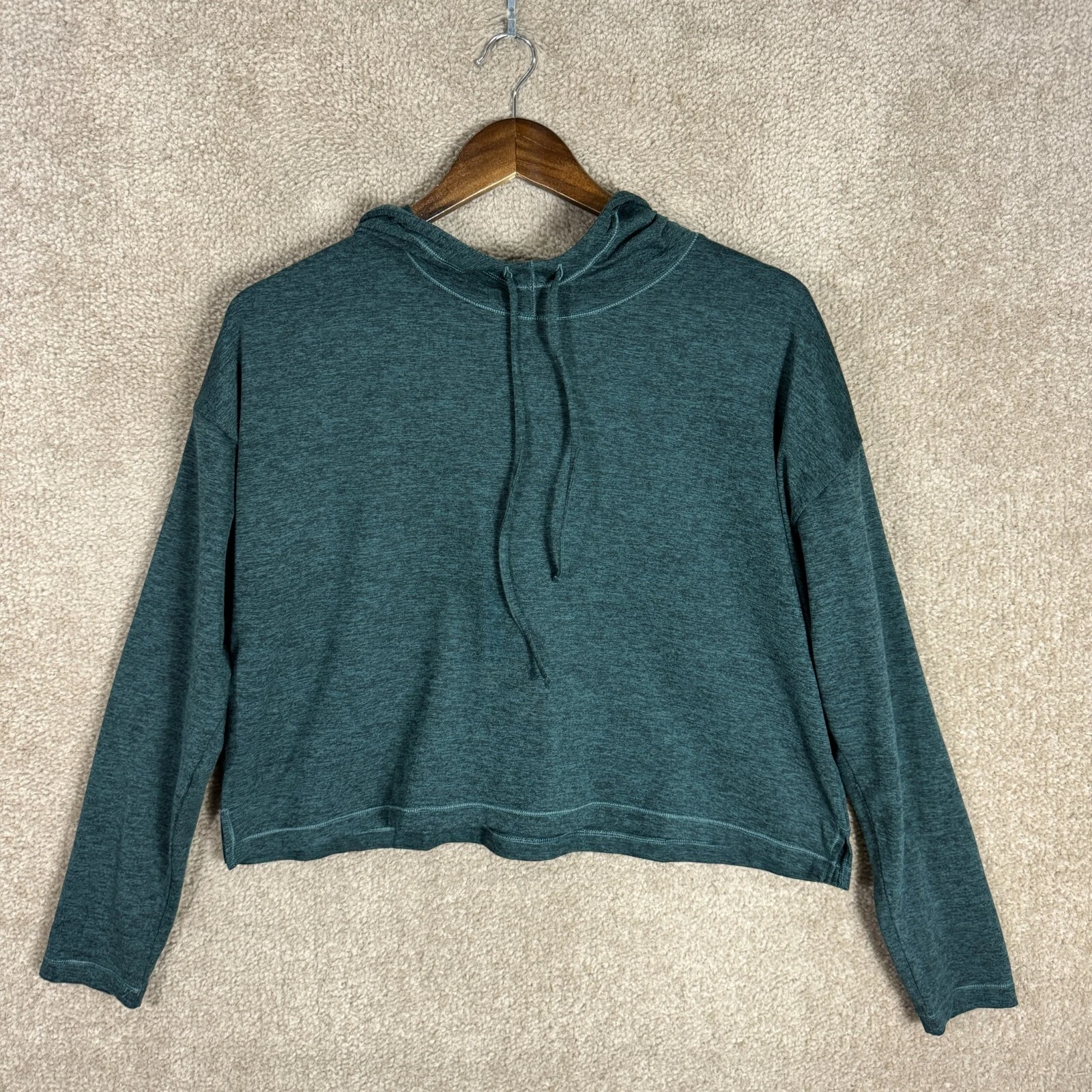 girlfriend-collective reset crop running hoodie