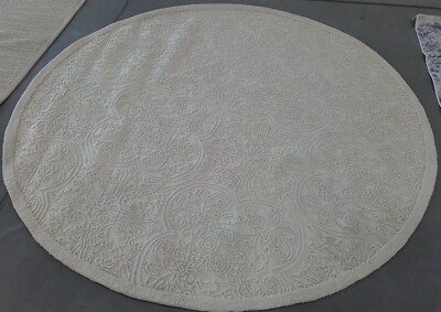 IVORY 8'-0'' x 8'-0'' Broken Thread Rug, Reduced Price 1172776000 TRC101C-8R