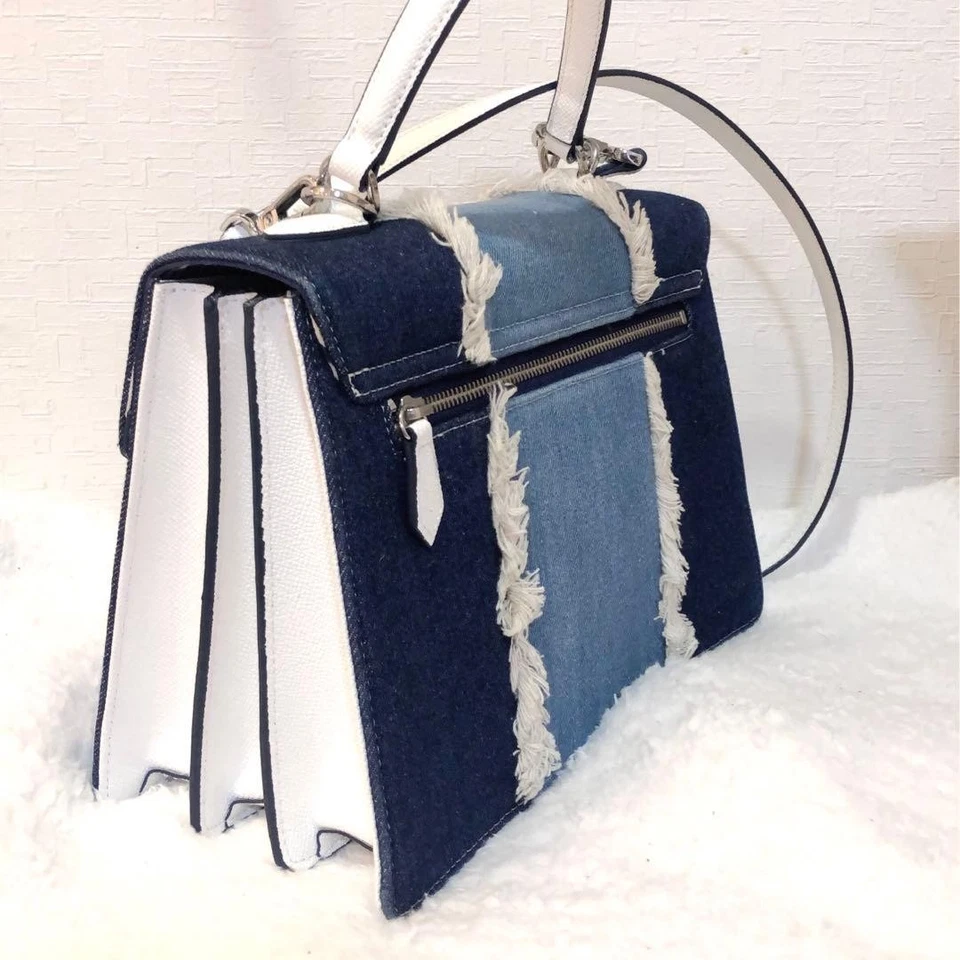 Samantha Thavasa Velica J Denim Tote Crossbody Bag Near Mint Condition - Image 4 of 4