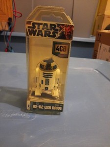 Star Wars R2-D2 4GB USB Flash Memory Drive Brand New 2012 Jazwares NEW SEALED 