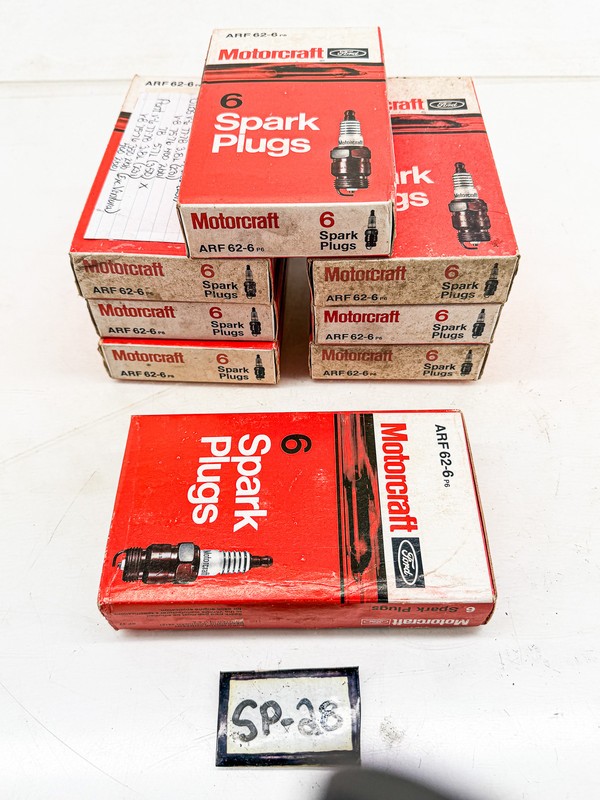 6- NOS 1975 - 1979 BUICK OLDS PONTIAC 231  MOTORCRAFT SPARK PLUGS ARF-62-6 SP-28
