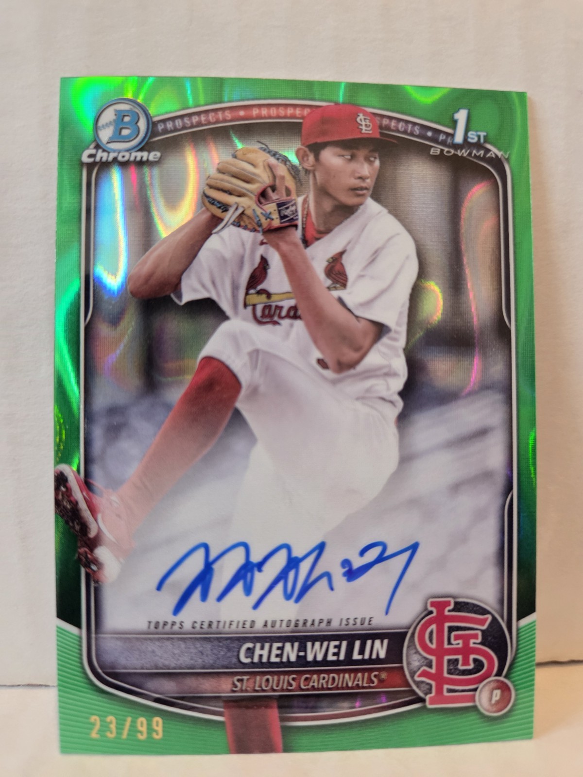 Chen-Wei Lin 2025 Bowman Chrome Green Lava Refractor Auto /99 1st Prospect RC