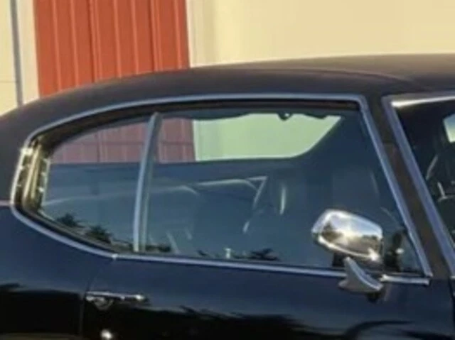 1970 1971 1972 Buick Skylark GS 455 2 dr Upper Door Peak Reveal Moldings - Image 2 of 2