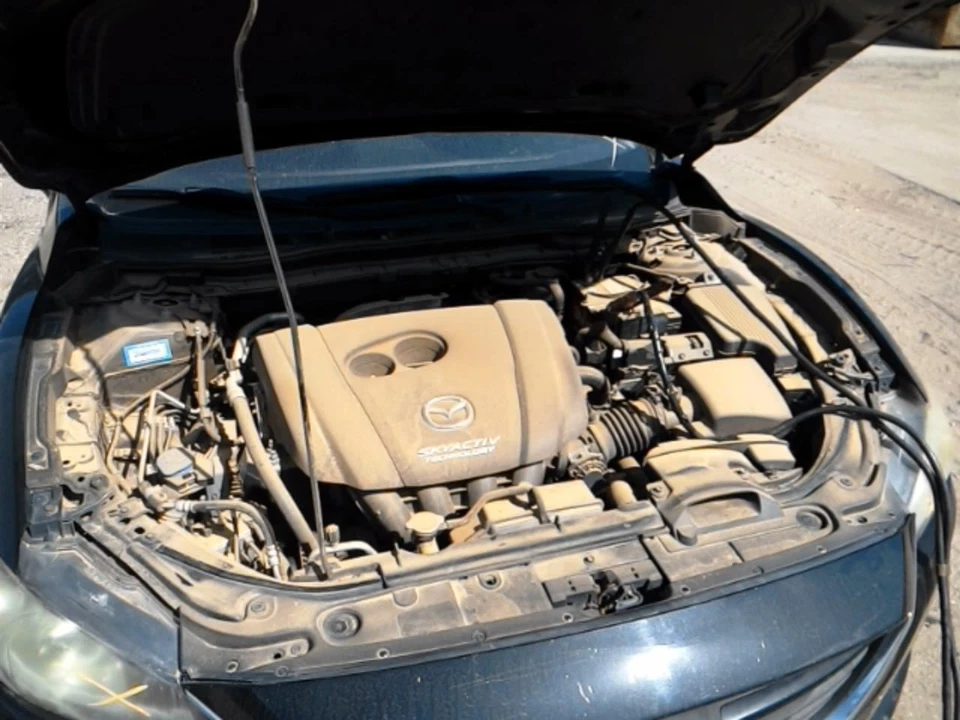 Bote de vapor de combustible MAZDA 6 2015 104831222 Foto 2 de 4