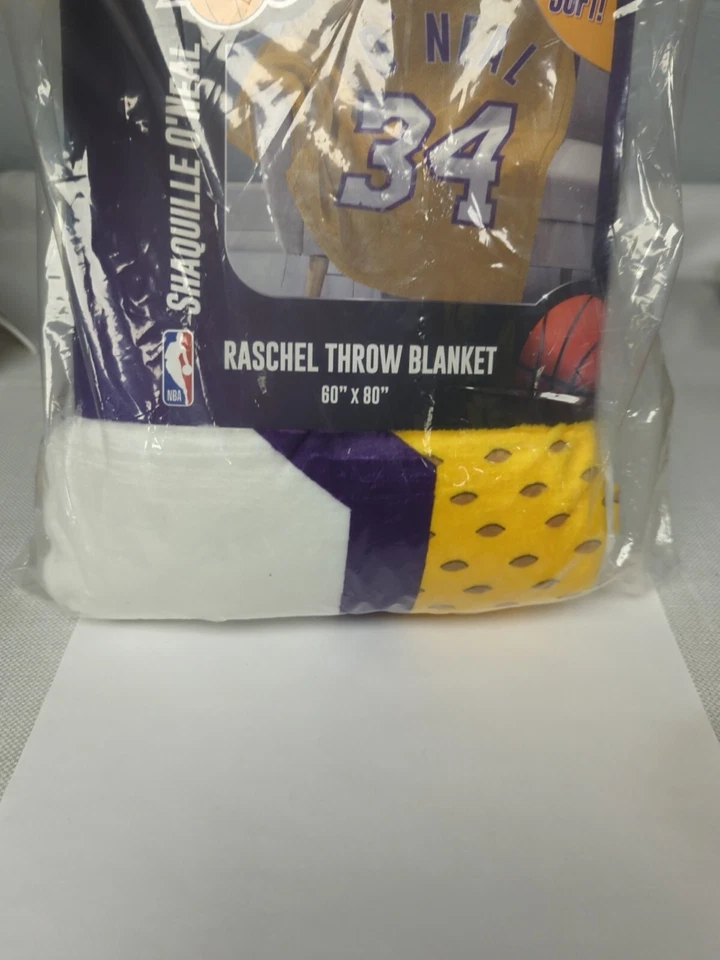 Manta Raschel LA Lakers 60 IN X 80 IN 100 % POLIÉSTER, aspecto Jersey  Foto 4 de 4