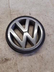 VW Passat 35i Facelift VW Zeichen Emblem vorne Kühlergrill TDI GT VR6 1,6l 2,0l