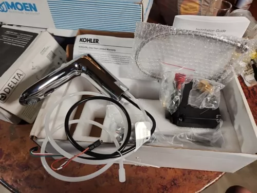 Kohler Touchless Bathroom Faucet Single Hole Pol Chrome 103K36-SANA-CP READ!