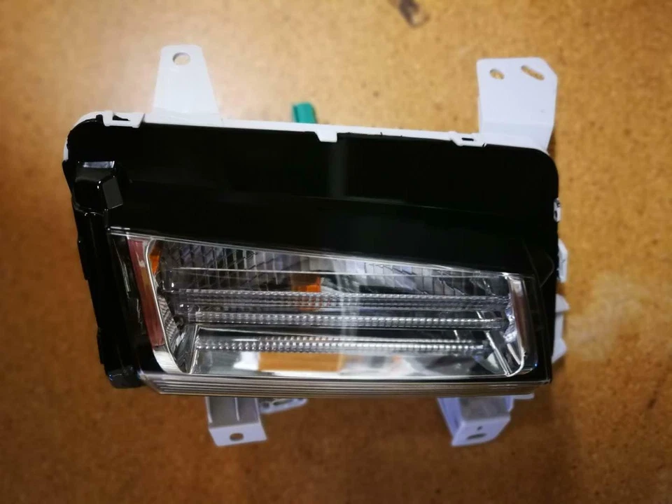 Conjunto de lámpara de señal lado del conductor izquierdo para Cadillac XT5 2017-2019 (84336121) Foto 2 de 4