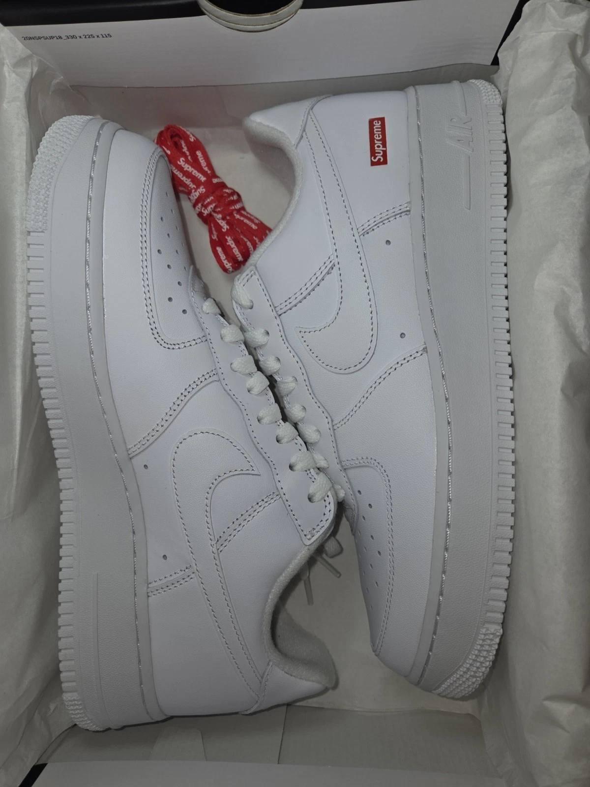 Nike Air Force 1 x Logo Supreme Low Box   Blanc TAILLE 9 HOMME DS