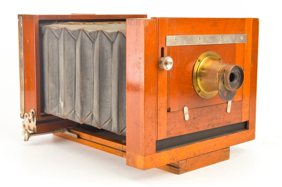 E & H. T. Anthony & co N.P.A. Variation 3 c.1898 -1900 5x7'' Camera w Lens V20 - Image 2 of 4