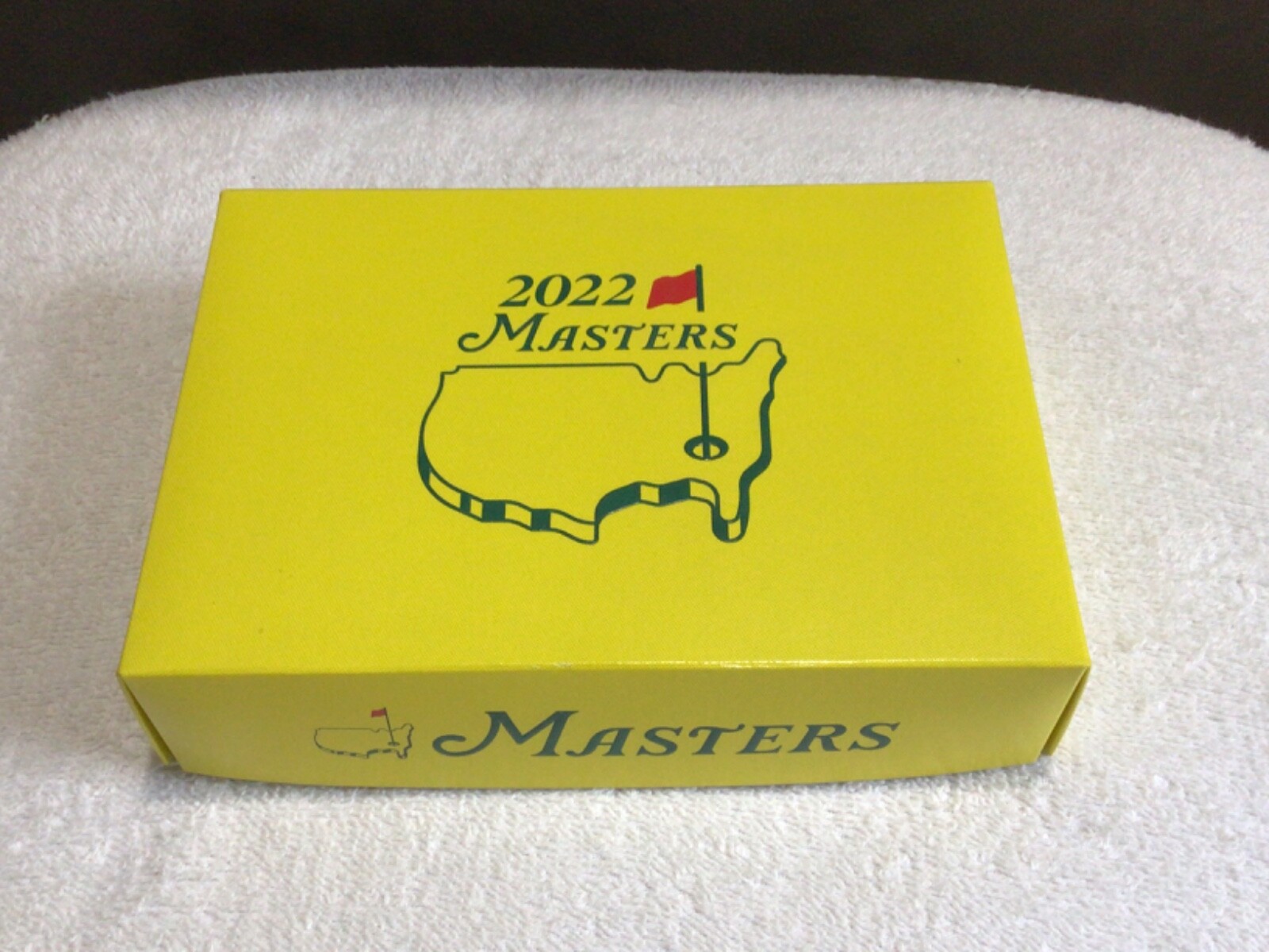 Box With 4 Empty Sleeves