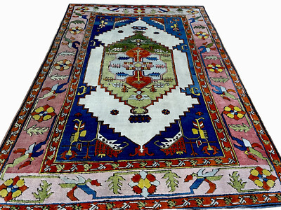 Antique carpet from Anatolia top quality and design hand knotted 275x200 classy
