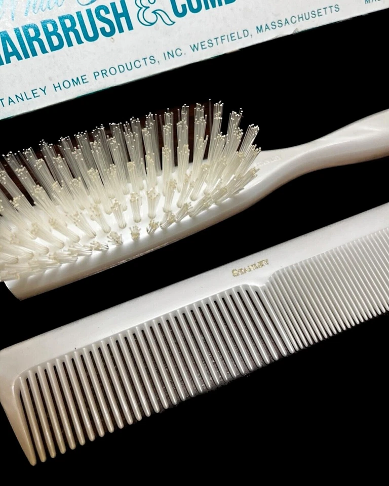 NUEVO Juego de cepillo y peine vintage STANLEY #4047 BLANCO NACARADO cerdas de nailon Foto 3 de 4