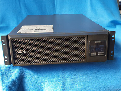 APC SRT5KRMXLI, 5kVA / 4,5kW, Online-USV, 19'', LAN (onboard), Akkus neu!!