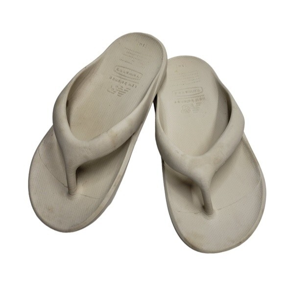 【NewBalance】◆新商品◆Velcro Flipflop N-FLIP◆Light Gray◆ New Balance Taw & Toe Flip Flops Grey Bone Casual Beach