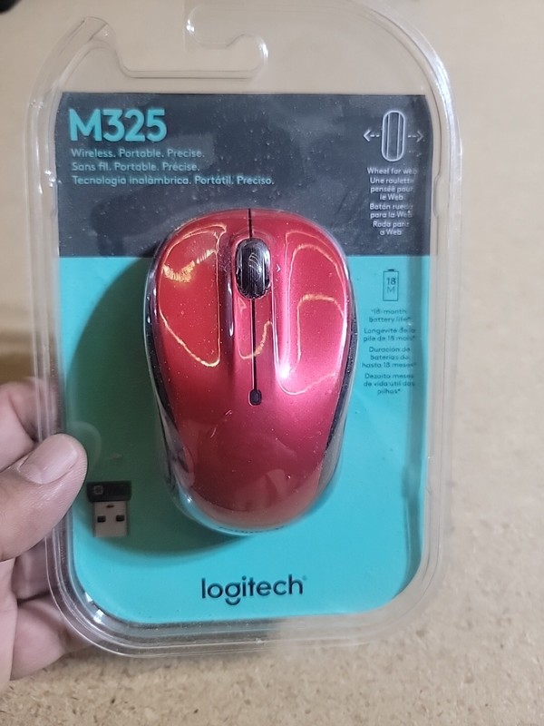 Logitech M325 Wireless Mouse 910-003121 Brilliant Rose and Black SEALED NEW