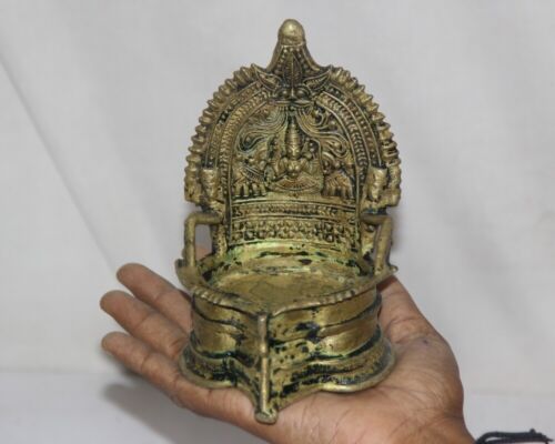 Old Brass Goddess Laxmi & Elephant Design Embossed Oil Lamp 10701 - Picture 1 of 6