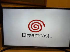 Sega Dreamcast  Console Bundle 37 games, 2 controllers, 2 memory cards, working!