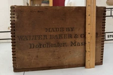 Vintage Walter Baker Co. Premium Chocolate 1900 Paris Expo Gold Medal Wood Box