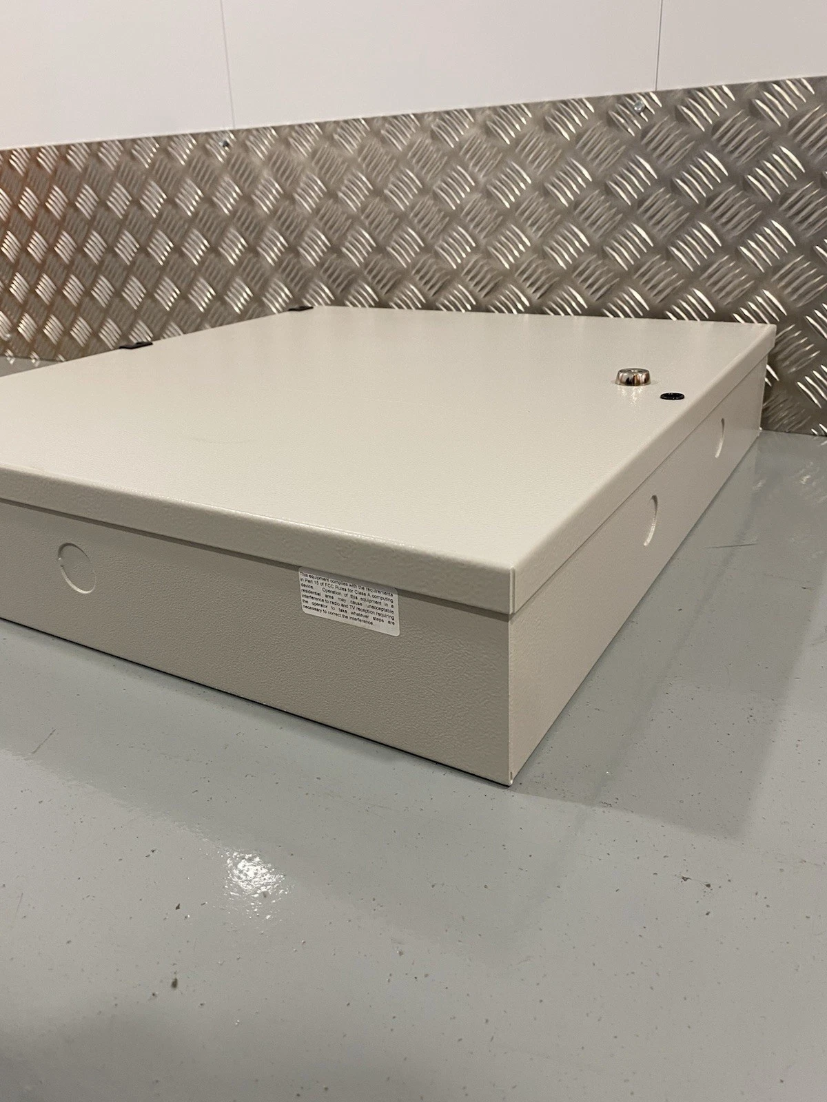 M2150 Elevator Symmetry Multinode Controller M2150-ELEV-EXT 32 Floors New 3
