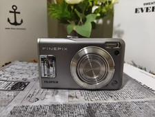 Fujifilm FinePix F31 fd 6.3MP Compact Digital...