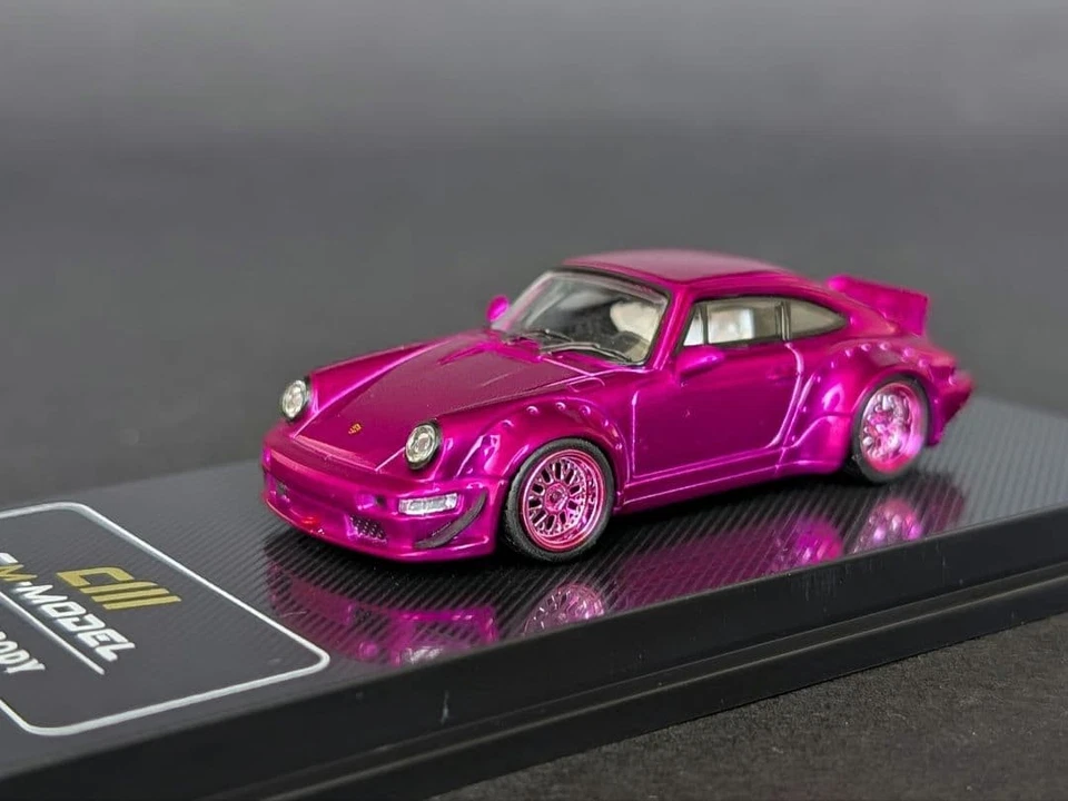 CM-MODEL 1/64 Porsche 964 Widebody rosa metallizzato pressofuso auto usata... - Immagine 2 di 4