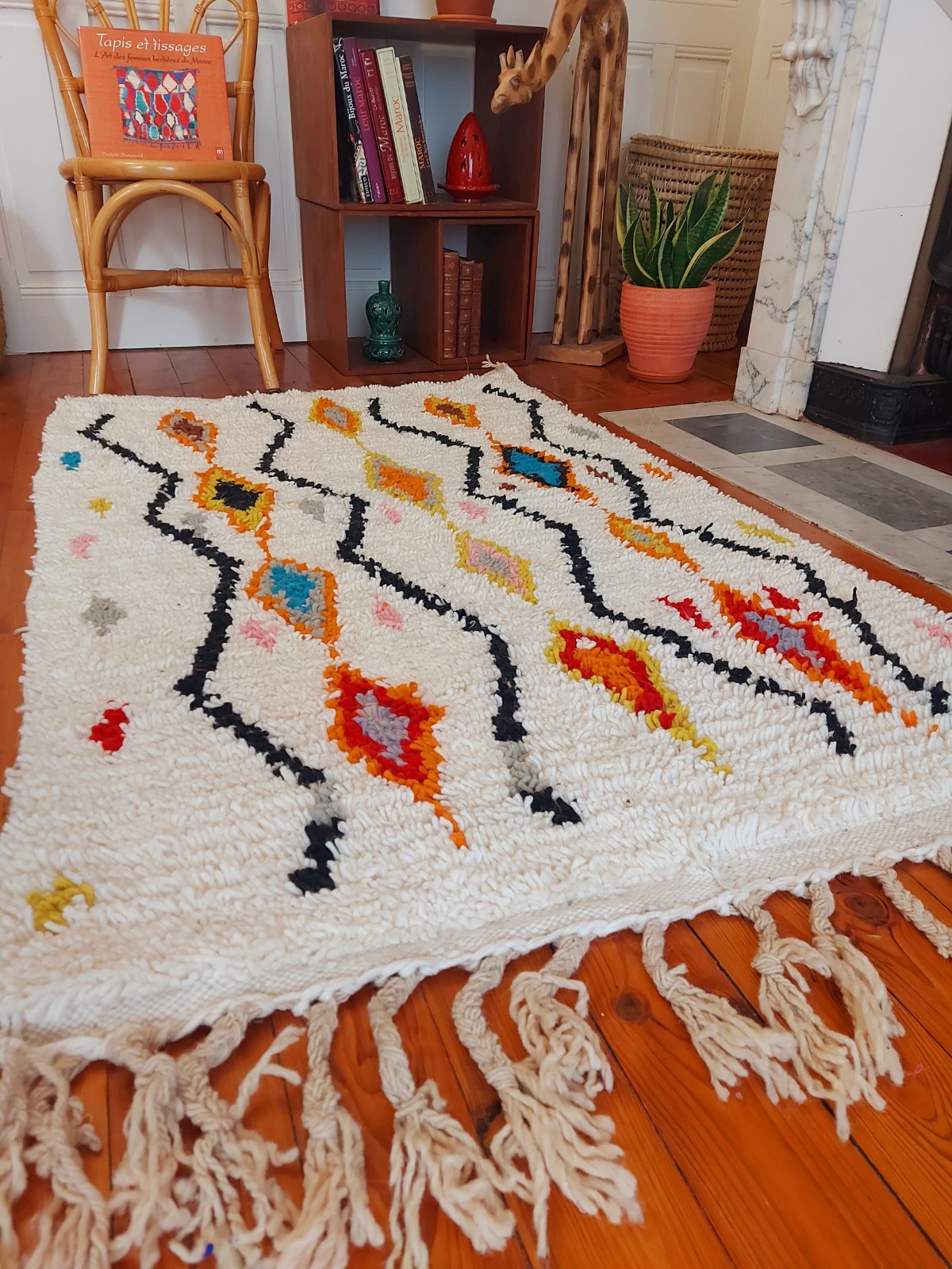 Tapis berbère laine 170x100 fait main pour réchauffer un sol froid