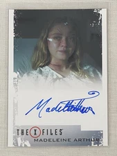 X-Files Seasons 10 & 11 Madeleine Arthur as Sarah Turner Autograph auto card