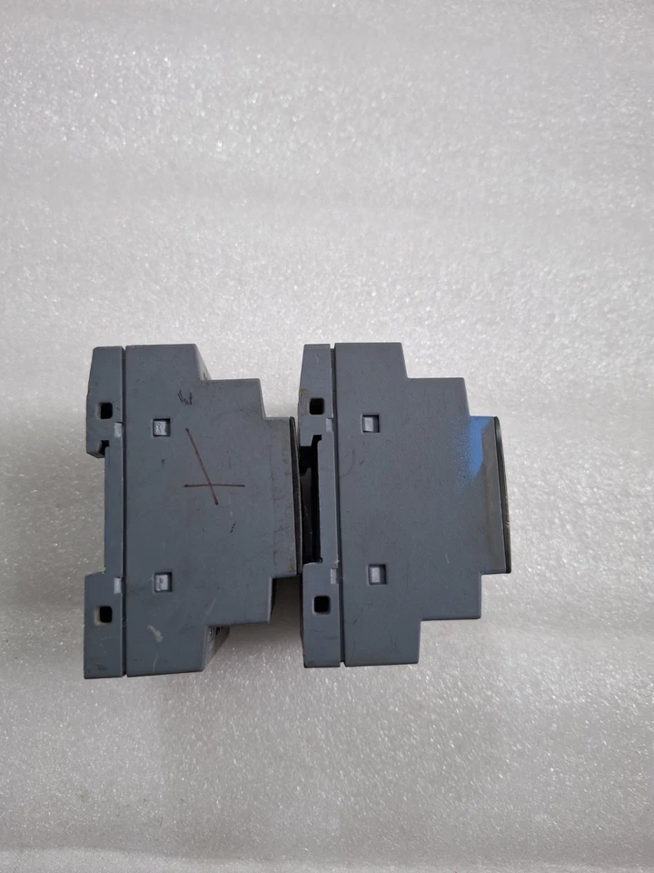 2x6ED1052-1FB08-0BA0 SIEMENS LOGO BM 230RCE PARA PIEZAS 6ED10521FB080BA0 ENVÍ... - Imagen 4 de 4