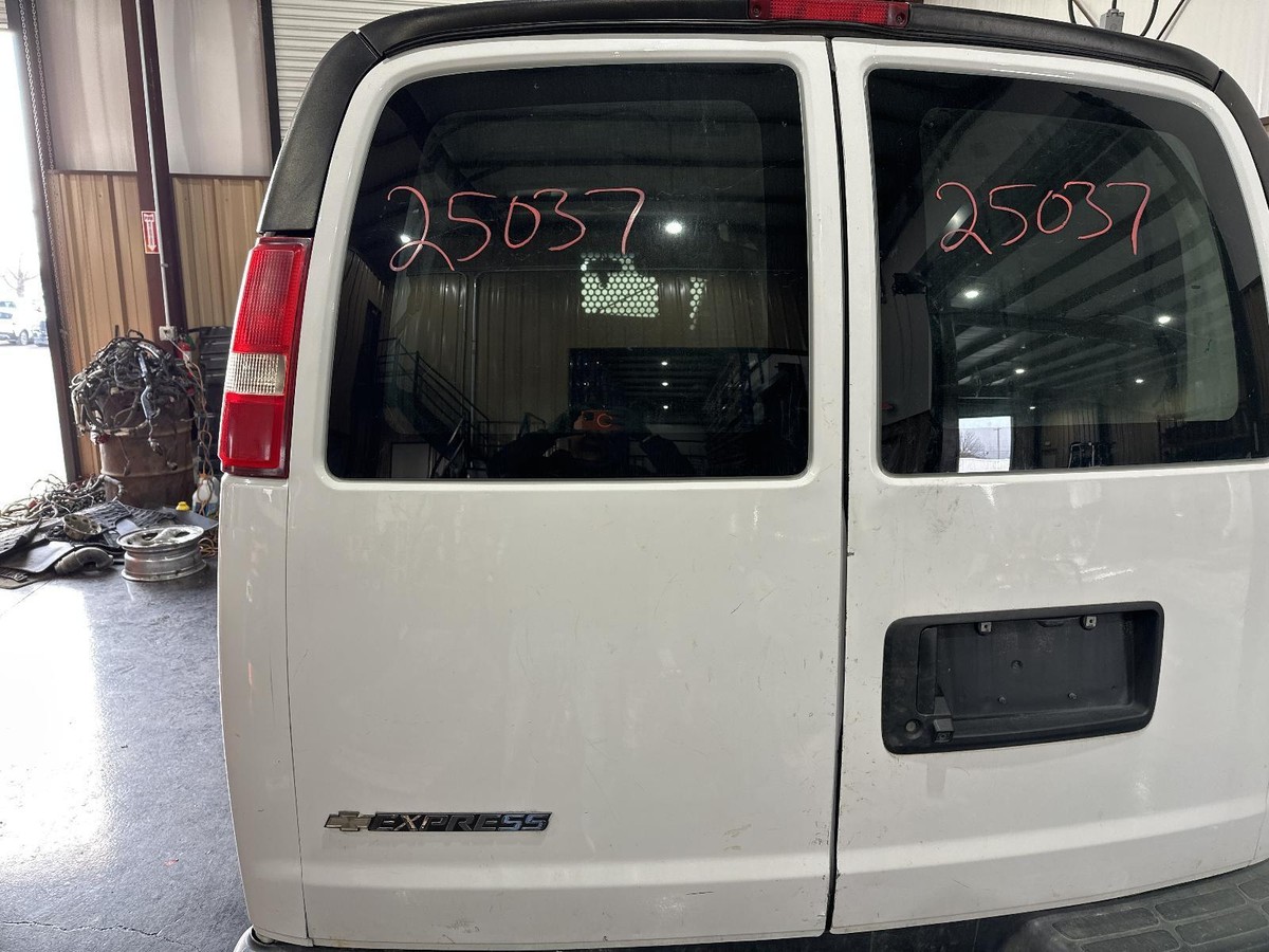 CHEVROLET EXPRESS 2500 VAN LEFT BACK DOOR W/WINDOW STATIONARY (OPT A12) LEFT