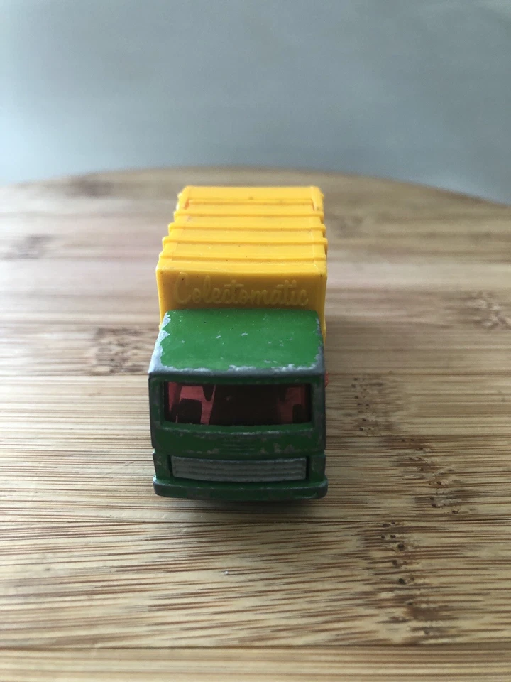 Matchbox Superfast Refuse Truck No. 36 State City Green Yellow 1979 China - Image 3 of 4