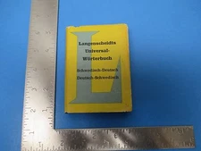 Vintage 1956 Mini Swedish-Deutsche Dictionary Translator  S1198