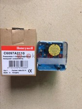 1PC New Honeywell C6097A2110 Pressure Switches