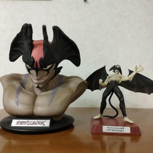 Juego de 2 figuras DEVILMAN busto estatua Go Nagai Japón anime manga J6831 - Imagen 1 de 6