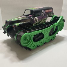 Monster Jam Official Grave Digger Trax All-Terrain Truck No Remote Untested