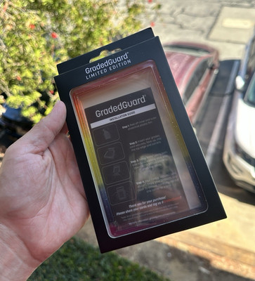 GradedGuard Limited Edition Graded Card Display (daybreak)