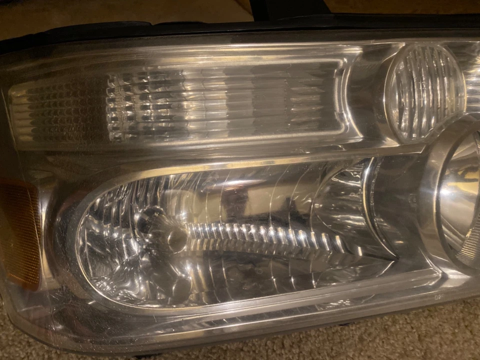 Faro derecho pasajero Infiniti QX56 2004-2010 XENÓN HID OEM Foto 3 de 4