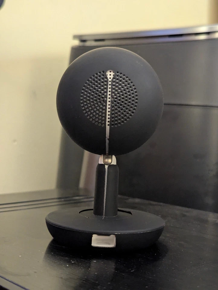 Nest Cam IQ (A0053) Indoor IP Camera + Black Wasserstein Silicone Covers - Image 3 of 4