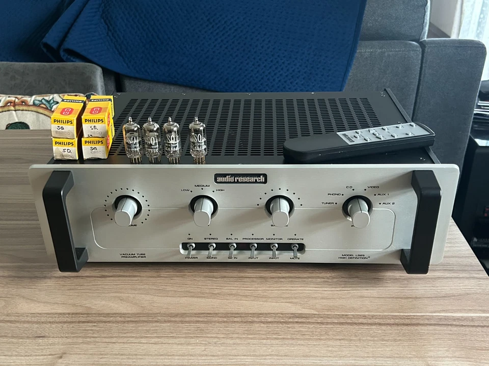 Audio Research LS25 preamplificatore - Immagine 3 di 4