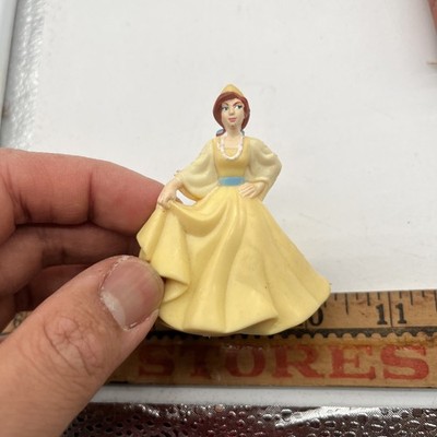 1997 Yellow Gown Anya Galoob PVC Action Figure Anastasia Don Bluth Cake Topper