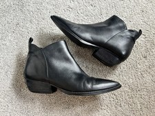 Marc Fisher Yale Size 9 Chelsea Booties Leather Comfort Pointy Toe Pull On Boots