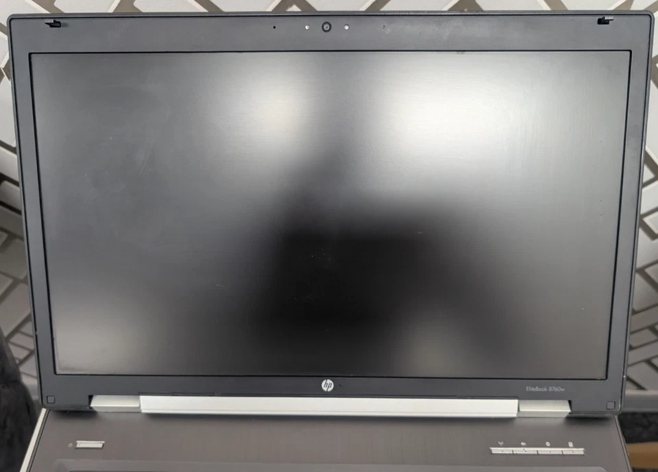 workstation hp elitebook  8760w  8 Go ram 500 go En Bon Etat. - Photo 3/4