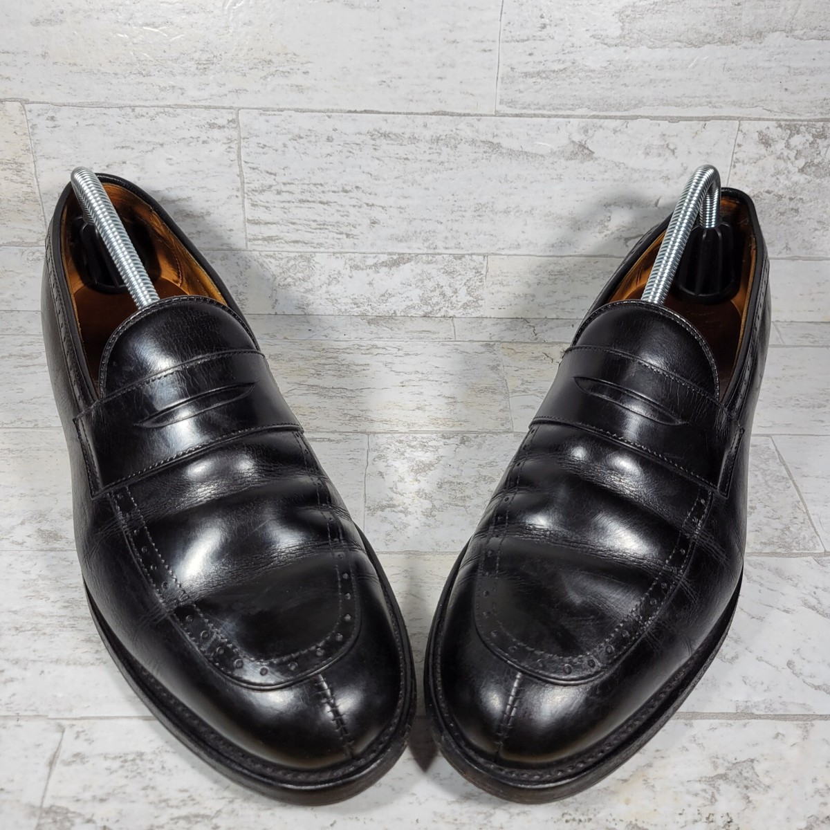 Allen Edmonds Men display picture 1