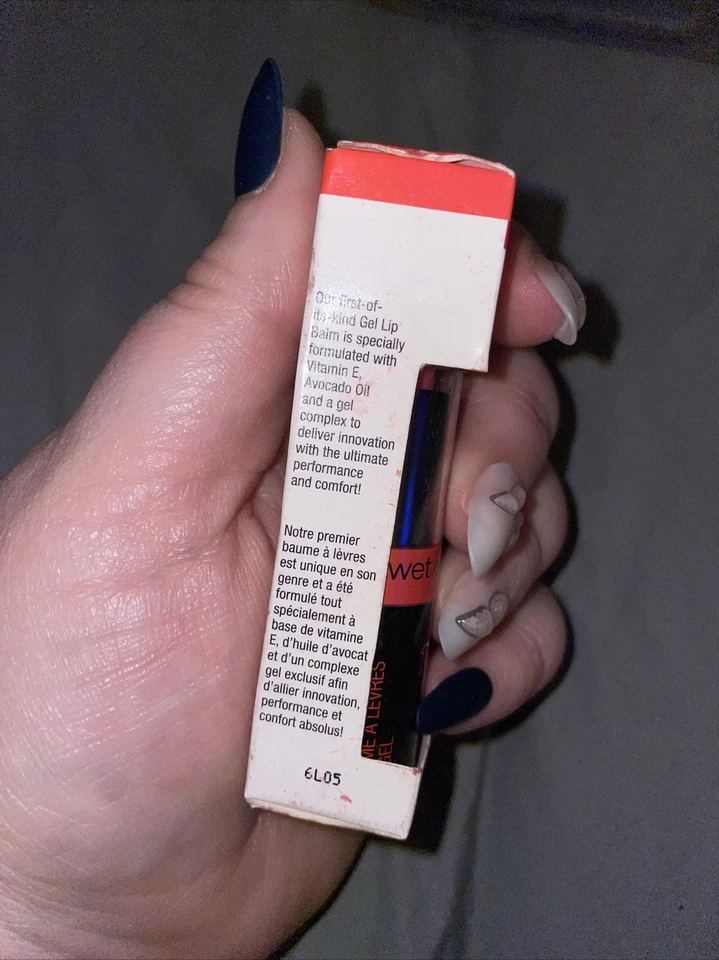 Wet n Wild Perfect Pout Gel Lip Balm - Play - New in Box - Image 4 of 4