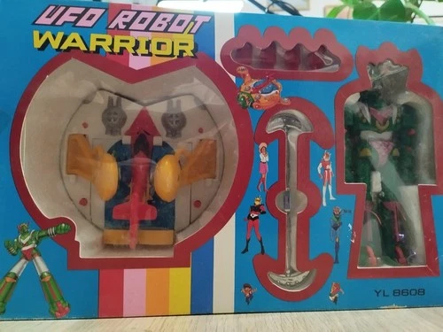 VINTAGE UFO ROBOT WARRIOR 1980s BOOTLEG TOY MINT IN BOX RARE YL 8608