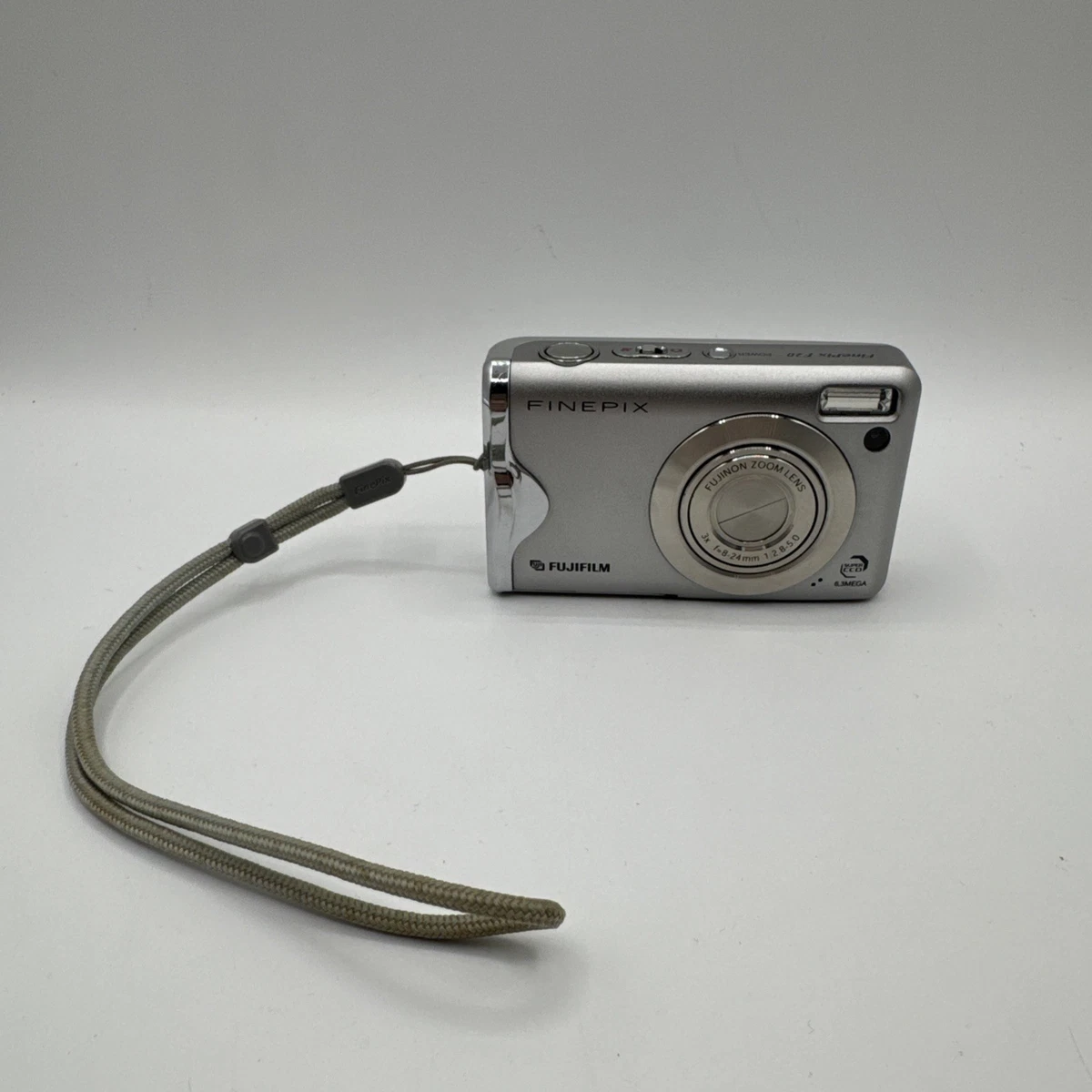 Fujifilm FinePix F20 6.3MP Digital Camera Silver Tested Battery