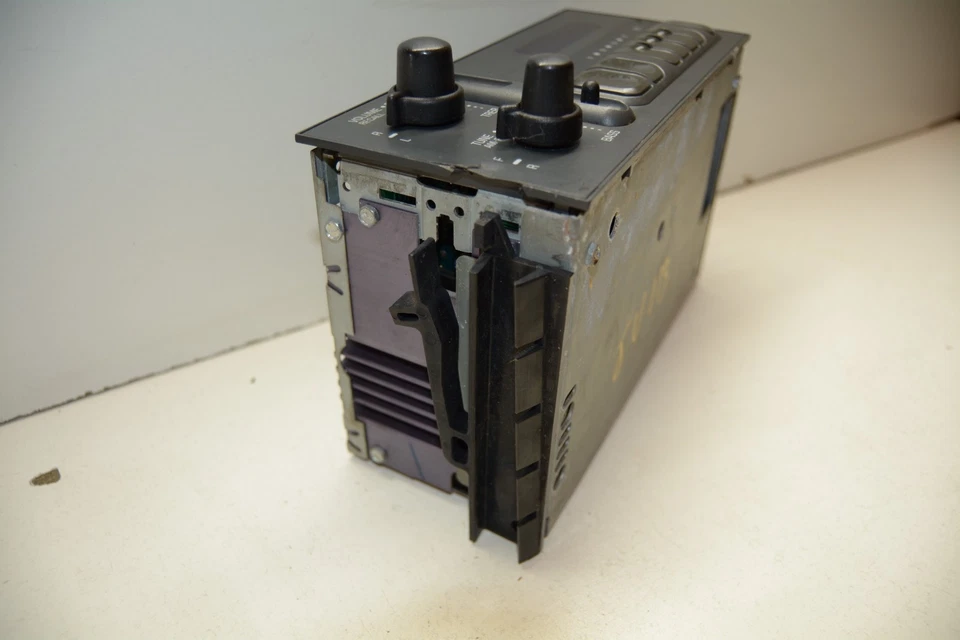 Chevrolet Astro 1996-2005 receptor de radio de audio OEM, 638-01007A Foto 4 de 4