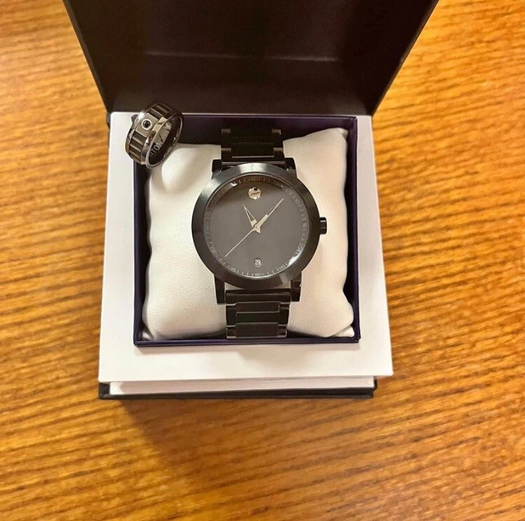 Reloj y anillo de boda Movado para hombre Foto 3 de 4